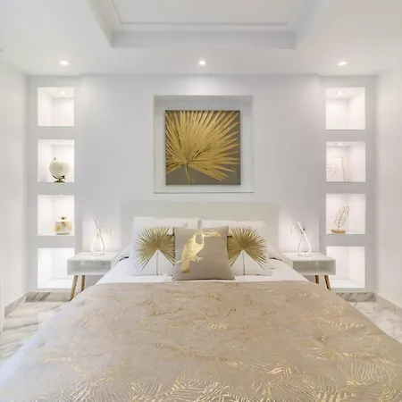 Apartment Plaza Menorca Granada